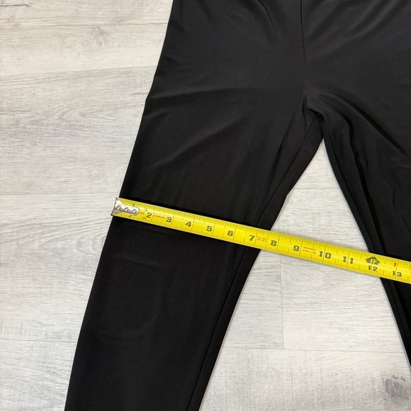 Bali Corp Leggings Size M with Stud Accents - Made in Canada - Picture 9 of 12